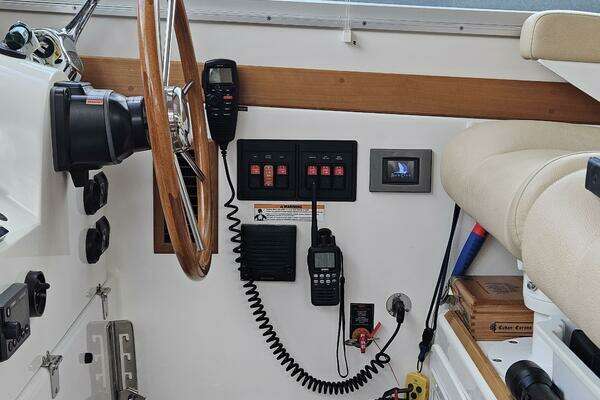 Back Cove 37 Yacht For Sale