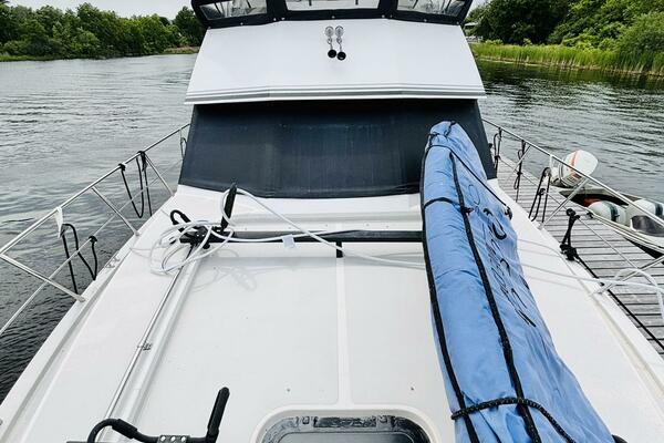 MISS DAISY 35ft President Yacht For Sale