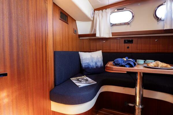 32ft Fratelli Aprea Yacht For Sale