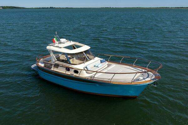 32-ft-Fratelli Aprea-2022-Sorrento 32 Hard Top-Annapolis Maryland United States yacht for sale