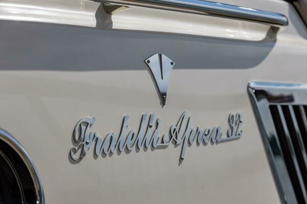 32ft Fratelli Aprea Yacht For Sale
