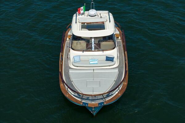 32ft Fratelli Aprea Yacht For Sale