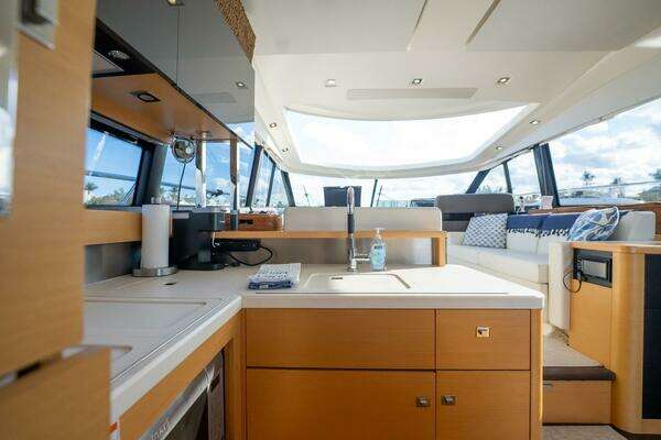 2013 Prestige 50