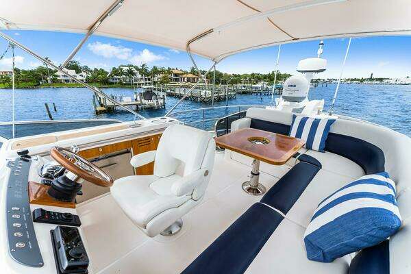 Riviera Belize 54 Daybridge Yacht For Sale