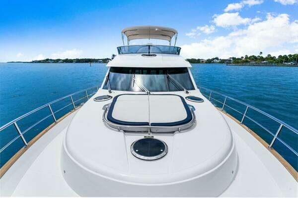 Riviera Belize 54 Daybridge Yacht For Sale