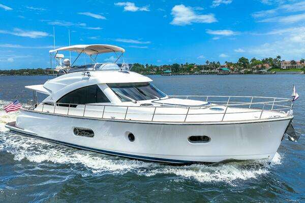 54-ft-Riviera-2015-Belize 54 Daybridge-MADRINE-Stonington Connecticut United States yacht for sale