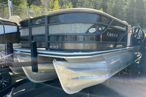 23-ft-Crest-2023-British Columbia Canada yacht for sale