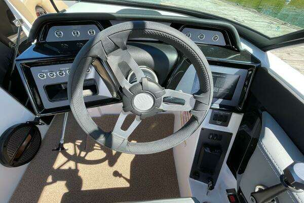 Photo of the 2024 Mastercraft NXT20