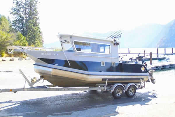 26ft ACB Yacht For Sale