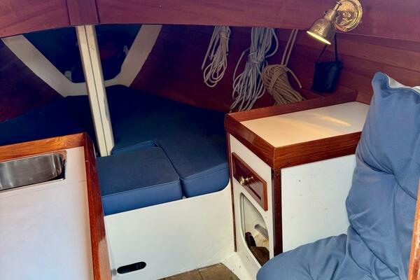 26ft Rumerys Yacht For Sale