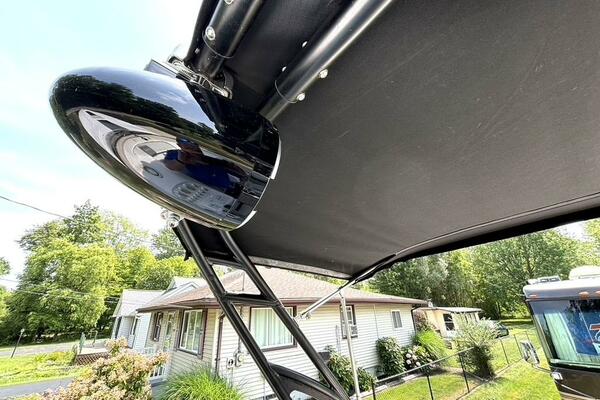 33ft Donzi Yacht For Sale