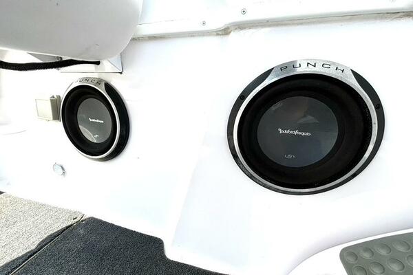 33ft Donzi Yacht For Sale