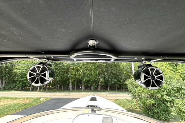 33ft Donzi Yacht For Sale