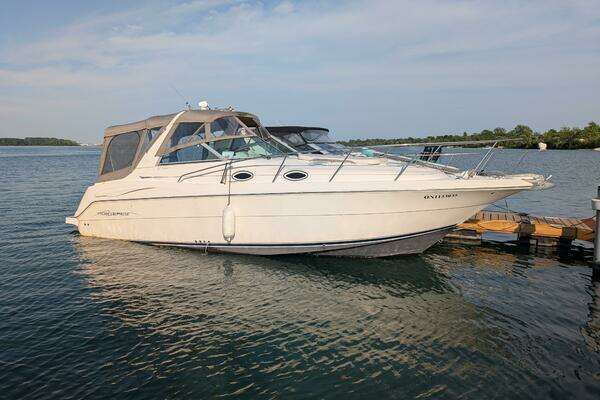 31-ft-Monterey-2001-302c-Concrete Blonde-Fort Erie Ontario Canada yacht for sale