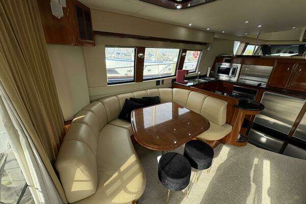 Photo of the 2004 Carver 56 Voyager "Carlet Vivian IV"