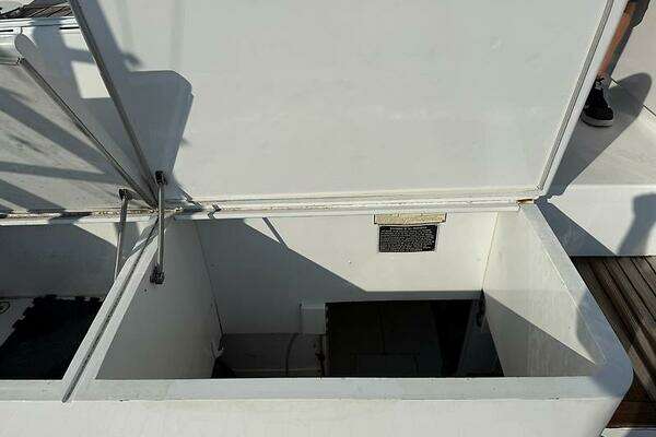 Hines-Farley 47 Yacht For Sale