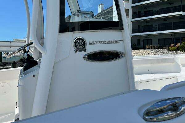 Photo of the 2021 Sea Hunt 265 SE