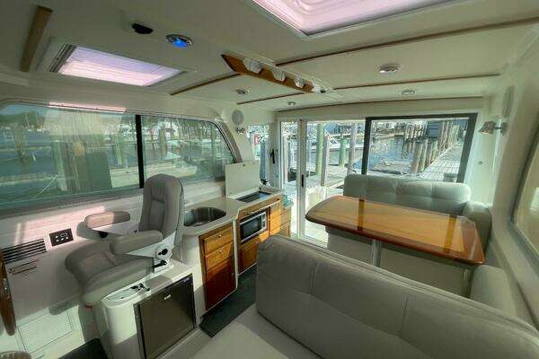 Back Cove 34 Yacht For Sale