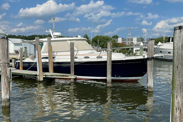 Merroir 34ft Back Cove Yacht For Sale