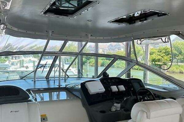 Cruisers Yachts 405 Express Motoryacht Yacht For Sale