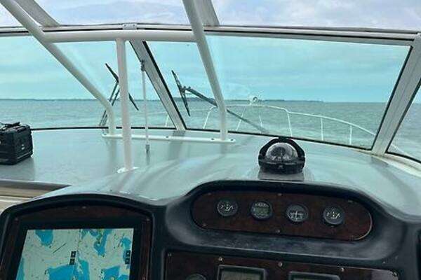 Cruisers Yachts 405 Express Motoryacht Yacht For Sale