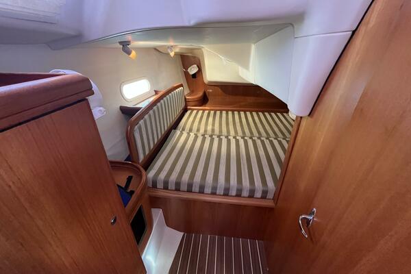 Intention 36ft Hunter Yacht For Sale