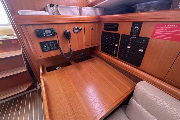 Intention 36ft Hunter Yacht For Sale