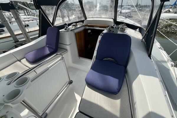 Intention 36ft Hunter Yacht For Sale