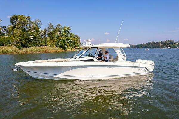 Boston Whaler 350 Realm Yacht For Sale