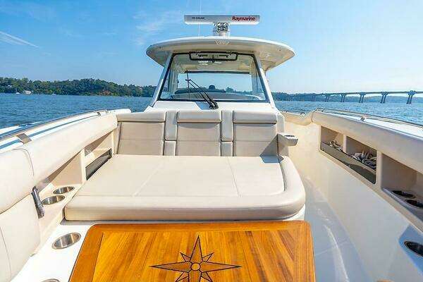 Boston Whaler 350 Realm Yacht For Sale