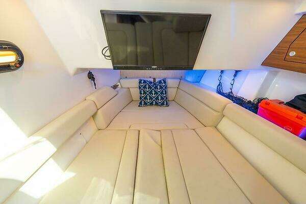 Boston Whaler 350 Realm Yacht For Sale