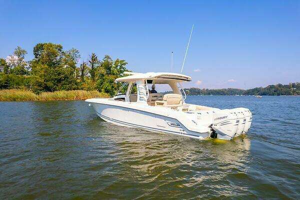 Boston Whaler 350 Realm Yacht For Sale