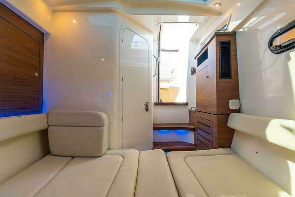 Boston Whaler 350 Realm Yacht For Sale