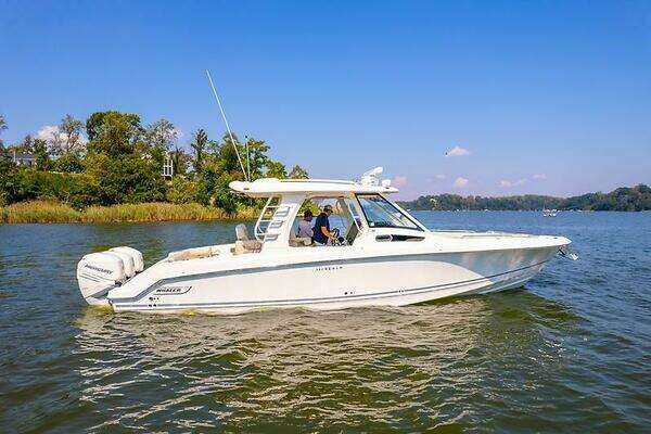 Boston Whaler 350 Realm Yacht For Sale