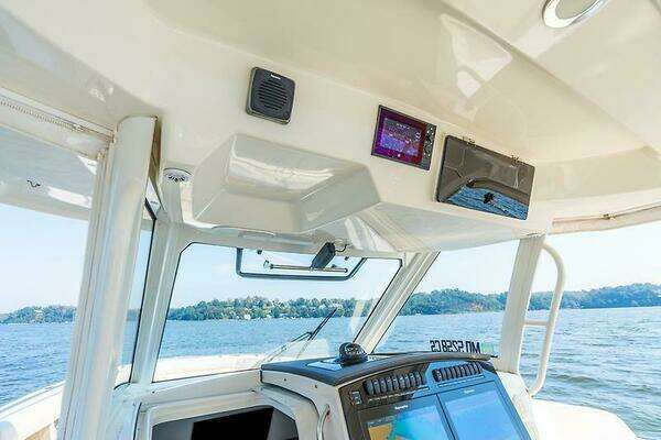 Boston Whaler 350 Realm Yacht For Sale