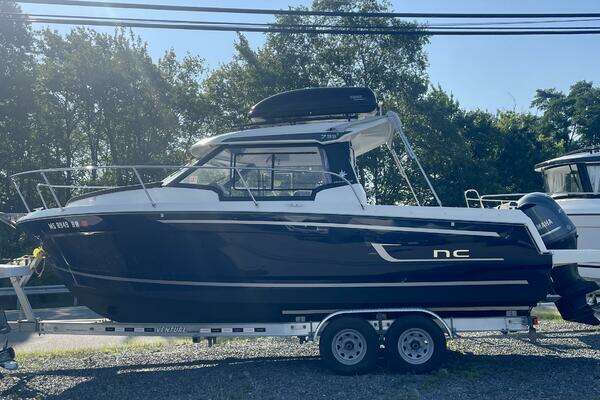 Photo of the 2022 Jeanneau NC 795 S2