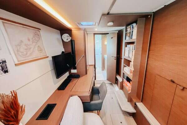 Lagoon  Yacht For Sale