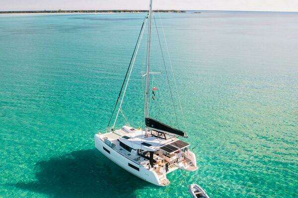 Lagoon  Yacht For Sale
