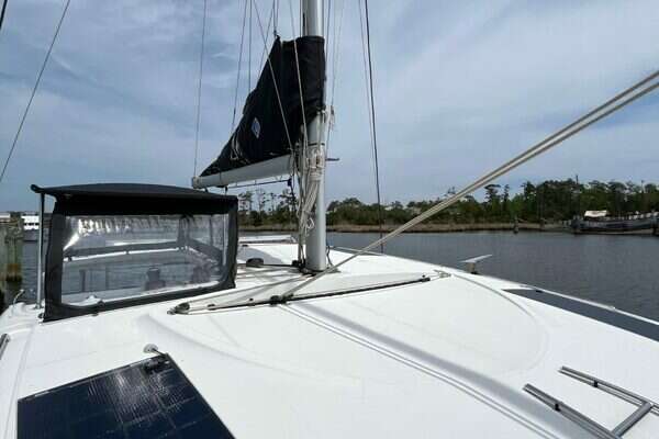 Lagoon  Yacht For Sale