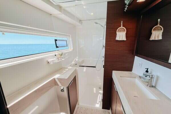 Lagoon  Yacht For Sale