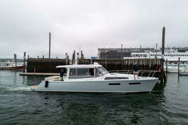 47-ft-MJM-2026-47R-Portland Maine United States yacht for sale