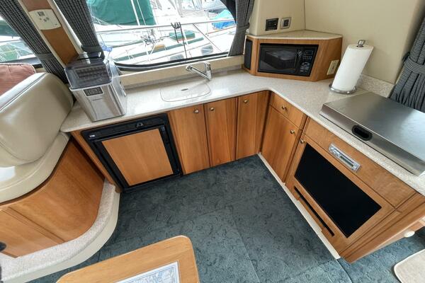 MA CHERI 34ft Meridian Yacht For Sale
