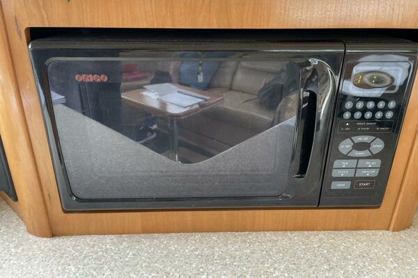 MA CHERI 34ft Meridian Yacht For Sale