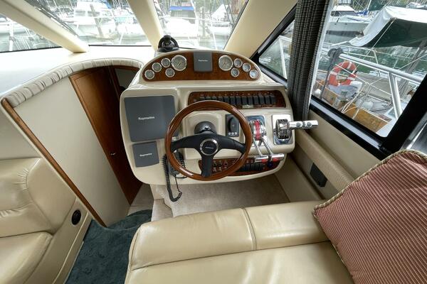 MA CHERI 34ft Meridian Yacht For Sale