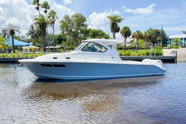 37-ft-Pursuit-2026-Stuart Florida United States yacht for sale