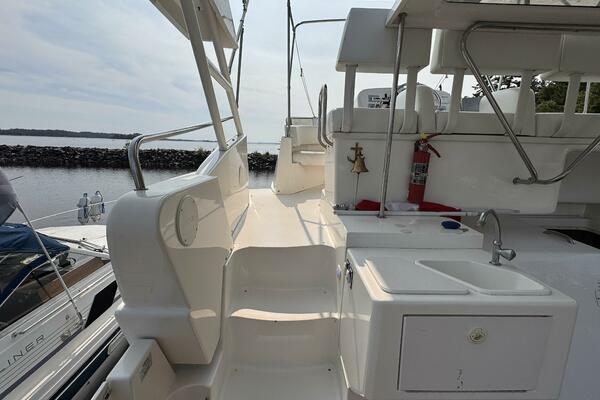 32ft Silverton Yacht For Sale