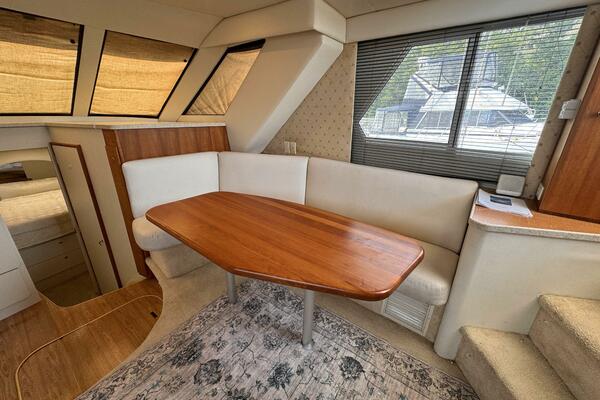 32ft Silverton Yacht For Sale
