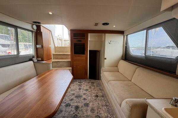 32ft Silverton Yacht For Sale