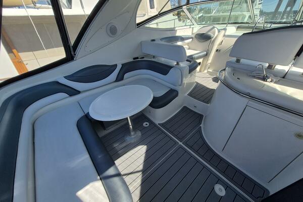 35ft Maxum Yacht For Sale