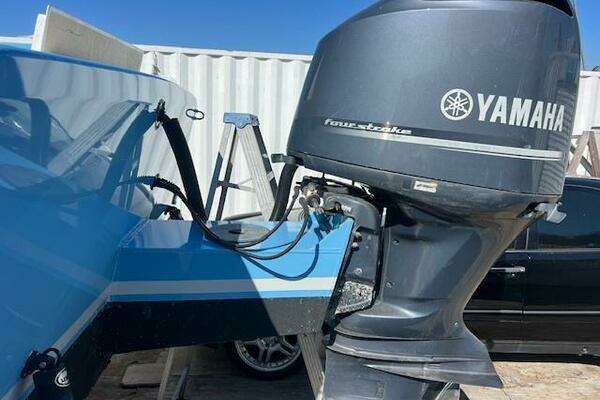 Custom Mariners Baja 30 Yacht For Sale